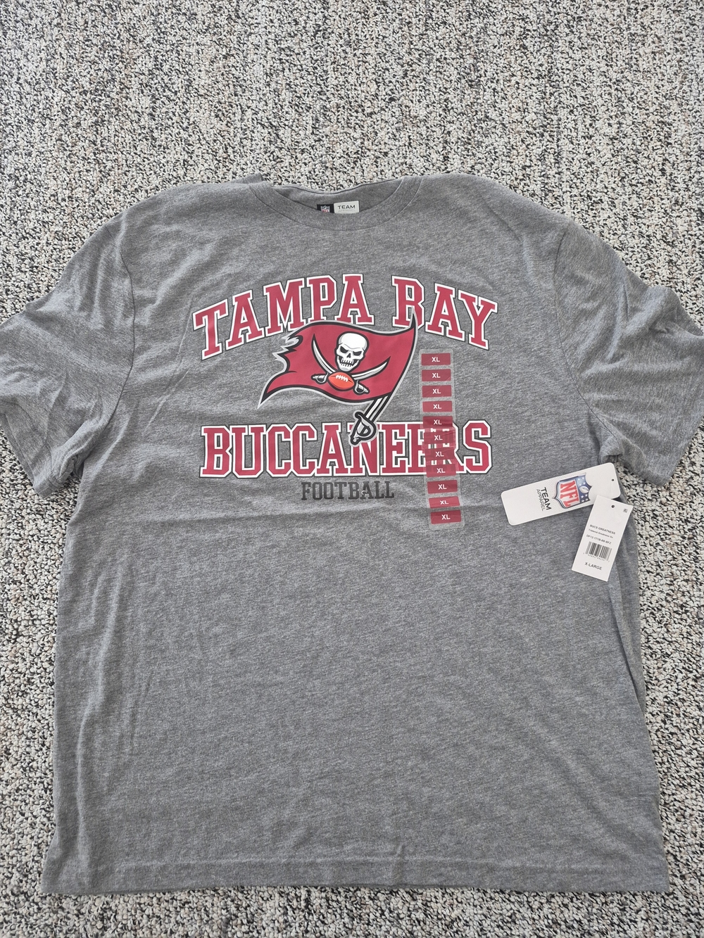 NFL Team Apparel Tampa Bay Buccaneers T-Shirt XL